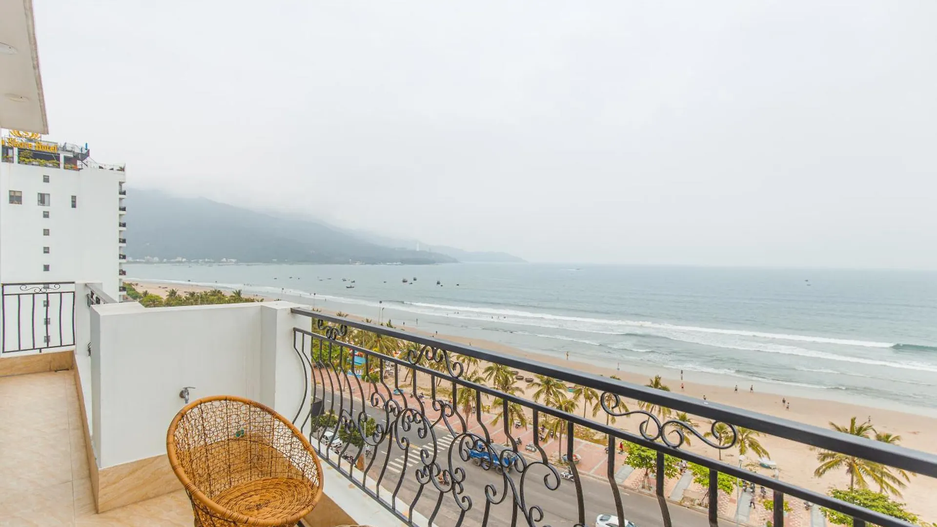 Mercury Beach Danang 0*, Da Nang