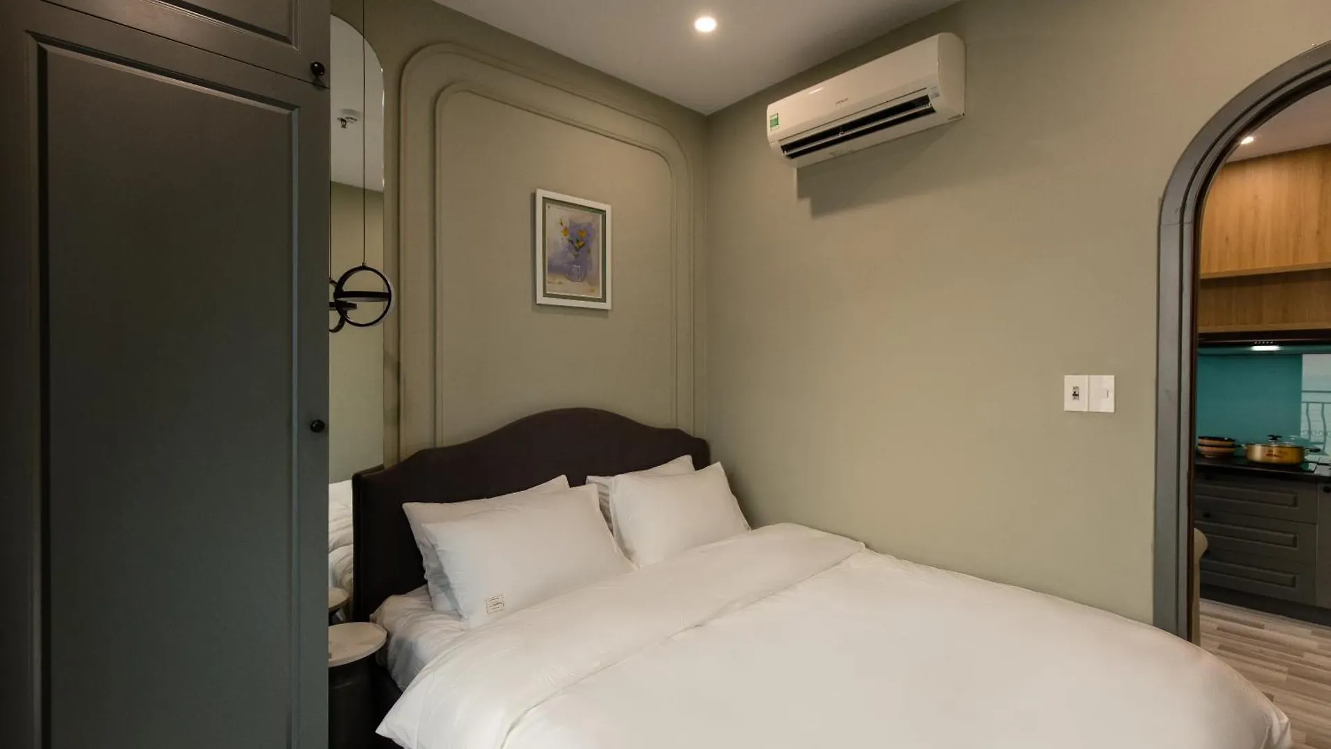 Hotel Mercury Beach Danang Vietnam